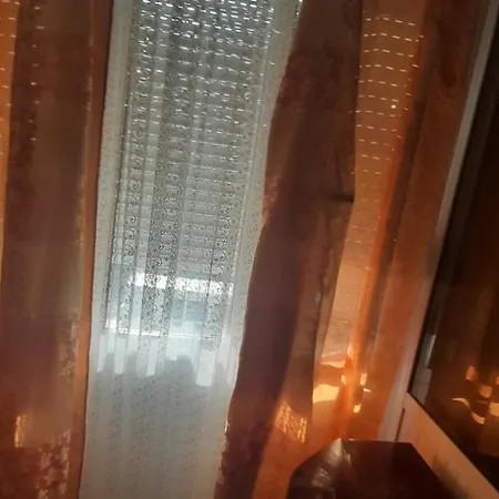 Iviol Apartment Apartament